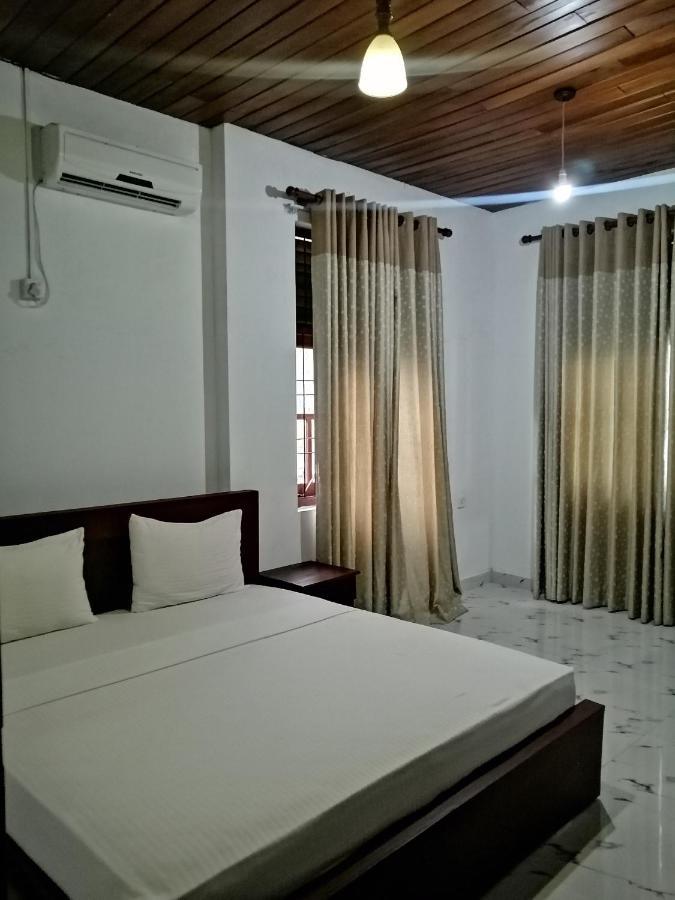 Elepath Lodge- Pinnawala Pinnawala  Ngoại thất bức ảnh