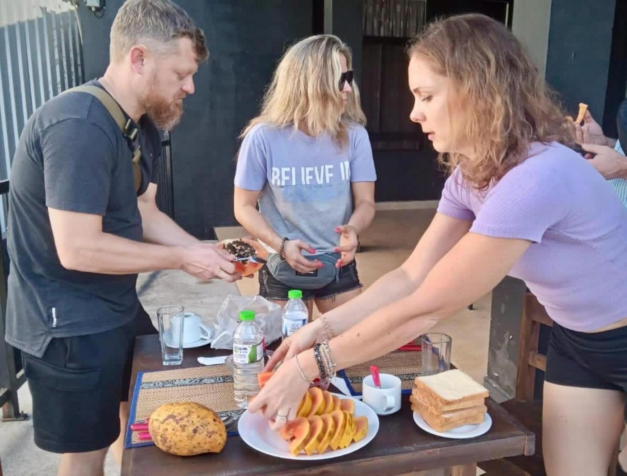 Elepath Lodge- Pinnawala Pinnawala  Ngoại thất bức ảnh
