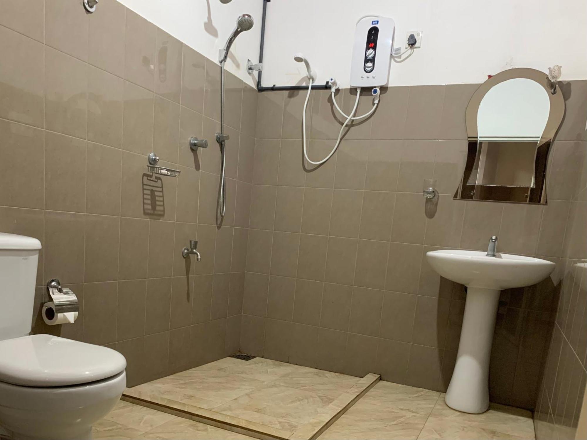Elepath Lodge- Pinnawala Pinnawala  Ngoại thất bức ảnh